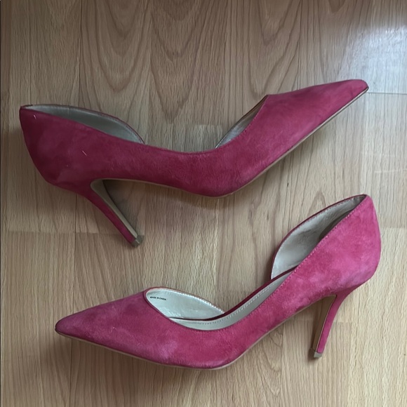 White House Black Market Pink Suede Heels - Picture 3 of 5